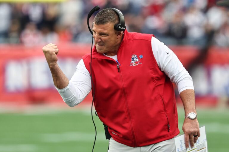 Why Patriots HC Mike Vrabel Says His Team Has Been Embarrassing Early in Season