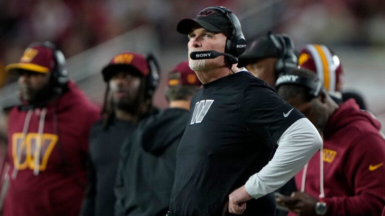 Commanders' Dan Quinn appears to lose track of downs one week after clock debacle – but he has an explanation